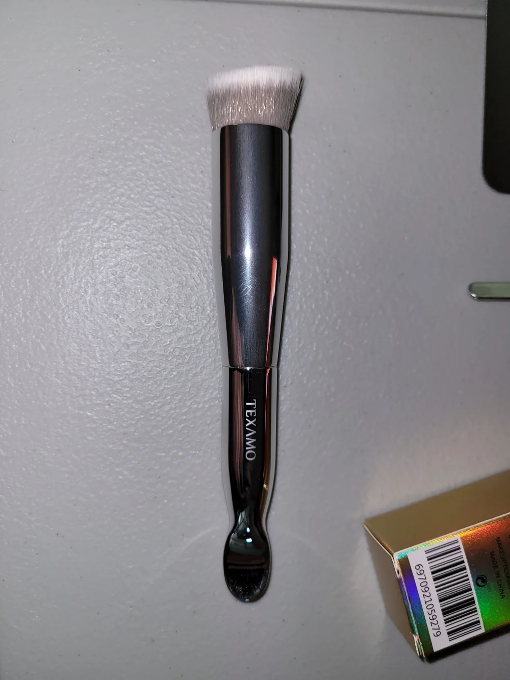 Texamo Metallic Makeup Foundation Brush with Mixing Palette - Black